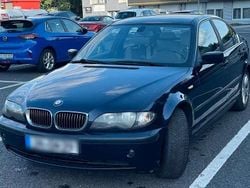 Blau Gebraucht 2004 BMW 318 Exclusive Limousine | 1.900 € (Guter Preis)
