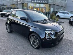 Schwarz Gebraucht 2022 Fiat 500e | 19.999 € (Fairer Preis)