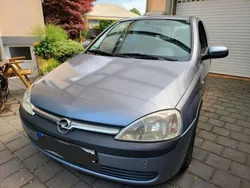 Grau Gebraucht 2002 Opel Corsa Limousine | 1.499 € (Teuer)