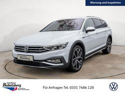 Weiß Gebraucht 2023 VW Passat Alltrack Kombi | 35.890 € (Fairer Preis)