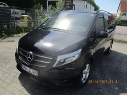Gebraucht 2017 Mercedes Vito Van / Kleinbus | 24.500 € (Teuer)