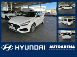 Atlas white / sol Gebraucht 2024 Hyundai i30 Advantage Limousine | 20.975 € (Fairer Preis)