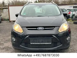 Schwarz Gebraucht 2015 Ford C-MAX Titanium Van / Kleinbus | 4.150 €