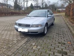 Silber Gebraucht 1997 Audi A4 Kombi | 1.200 € (Guter Preis)