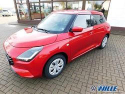 Burning red pearl (rot) Gebraucht 2025 Suzuki Swift Club Kleinwagen | 18.790 € (Etwas zu teuer)