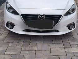 Weiß Gebraucht 2014 Mazda 3 Sports-Line Limousine | 8.750 € (Fairer Preis)