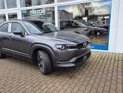 Grau Gebraucht 2024 Mazda MX30 Makoto SUV | 29.890 € (Etwas zu teuer)