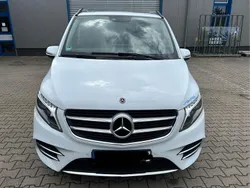 Weiß Gebraucht 2018 Mercedes V250 AMG Van / Kleinbus | 28.700 € (Superpreis)