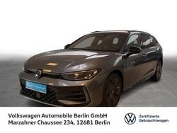 Diabasgrau metallic Gebraucht 2024 VW Passat R-line Kombi | 45.229 € (Superpreis)