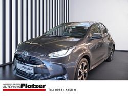 Grau Neu 2025 Toyota Yaris Hybrid Comfort Kleinwagen | 26.980 € (Etwas zu teuer)