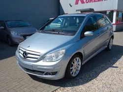 Blau Gebraucht 2007 Mercedes B200 Edition Van / Kleinbus | 4.889 € (Guter Preis)