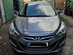 Grau Gebraucht 2012 Hyundai i40 Premium Kombi | 9.100 € (Fairer Preis)