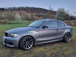 Grau Gebraucht 2009 BMW 120 Coupé Coupé | 9.200 €