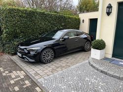 Schwarz Gebraucht 2024 Mercedes CLE200 AMG line Coupé | 58.999 €