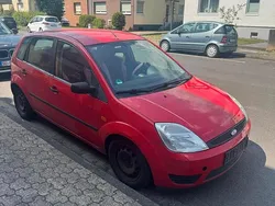 Rot Gebraucht 2004 Ford Fiesta Kleinwagen | 610 € (Guter Preis)