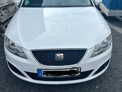Weiß Gebraucht 2012 Seat Exeo Style Limousine | 6.900 € (Fairer Preis)