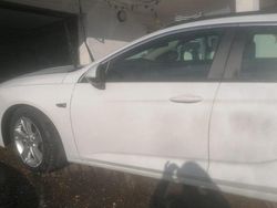 Weiß Gebraucht 2020 Opel Insignia Kombi | 12.998 € (Guter Preis)