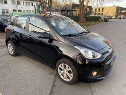 Schwarz Gebraucht 2016 Hyundai i10 Style Kleinwagen | 6.450 € (Fairer Preis)