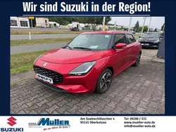 Burning red metallic Neu 2025 Suzuki Swift Comfort+ Limousine | 19.990 €