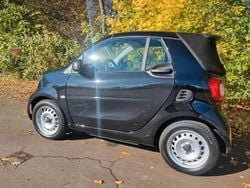 Schwarz Gebraucht 2023 Smart ForTwo Electric Drive Cabrio | 11.900 € (Guter Preis)