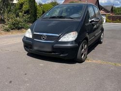 Schwarz Gebraucht 2004 Mercedes A140 Kleinwagen | 750 €