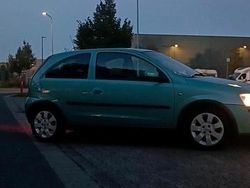 Andere farben Gebraucht 2004 Opel Corsa Kombi | 1.400 € (Fairer Preis)