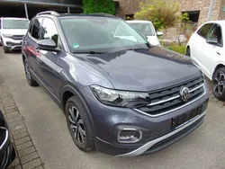 Grau Gebraucht 2022 VW T-Cross Active SUV | 22.950 € (Fairer Preis)