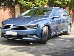 Blau Gebraucht 2016 VW Passat Highline Kombi | 16.500 € (Fairer Preis)