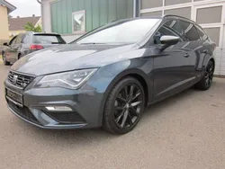 Grau Gebraucht 2020 Seat Leon ST FR Kombi | 19.900 € (Etwas zu teuer)