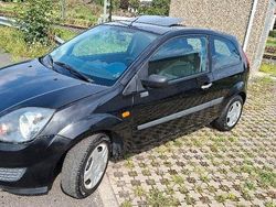 Schwarz Gebraucht 2007 Ford Fiesta Limousine | 1.850 € (Fairer Preis)