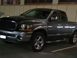 Grau Gebraucht 2006 Dodge Ram Abholung | 16.800 € (Teuer)