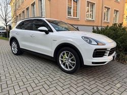 Weiss Gebraucht 2021 Porsche Cayenne SUV | 68.890 € (Superpreis)