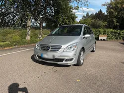 Grau Gebraucht 2006 Mercedes B200 Van / Kleinbus | 5.999 € (Fairer Preis)