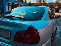Grau Gebraucht 2001 Mitsubishi Carisma Kleinwagen | 1.500 €