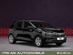 Schwarz Gebraucht 2022 Dacia Sandero Expression Kleinwagen | 19.280 € (Teuer)
