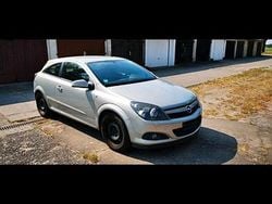 Gold Gebraucht 2005 Opel Astra GTC Sport Limousine | 899 € (Guter Preis)