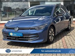 Blau Gebraucht 2024 VW Golf VIII Goal Limousine | 30.790 € (Superpreis)