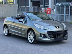 Silber Gebraucht 2011 Peugeot 207 CC Roland Garros Cabrio | 3.990 € (Fairer Preis)