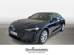Blau Neu 2025 Audi A5 Comfort Coupé | 51.153 € (Teuer)