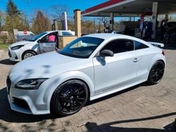 Gebraucht 2025 Audi TTS Sport Coupé | 42.300 €