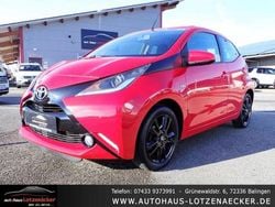 Rot Gebraucht 2016 Toyota Aygo Kleinwagen | 6.790 € (Fairer Preis)