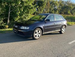 Blau Gebraucht 2003 Audi A3 Kleinwagen | 1.900 €