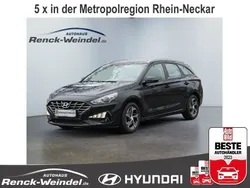 Schwarz Gebraucht 2022 Hyundai i30 Trend Kombi | 20.489 € (Fairer Preis)
