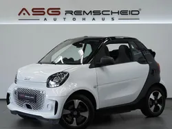 Weiß Gebraucht 2020 Smart ForTwo Electric Drive Passion Cabrio | 11.900 € (Fairer Preis)