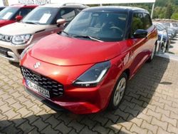 Rot Gebraucht 2024 Suzuki Swift Kleinwagen | 20.990 € (Teuer)