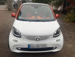 Weiß Gebraucht 2016 Smart ForTwo Coupé Passion Kleinwagen | 10.700 € (Etwas zu teuer)