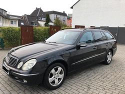 Schwarz Gebraucht 2004 Mercedes E280 Avantgarde Kombi | 1.850 € (Superpreis)