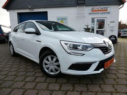 Weiß Gebraucht 2018 Renault Mégane IV Life Limousine | 8.450 € (Fairer Preis)