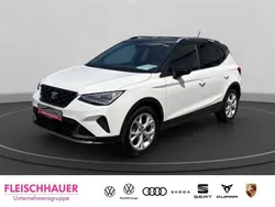 Weiss Gebraucht 2024 Seat Arona FR SUV | 22.490 € (Fairer Preis)