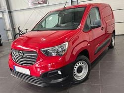 Rot Gebraucht 2019 Opel Combo Van / Kleinbus | 9.995 € (Fairer Preis)